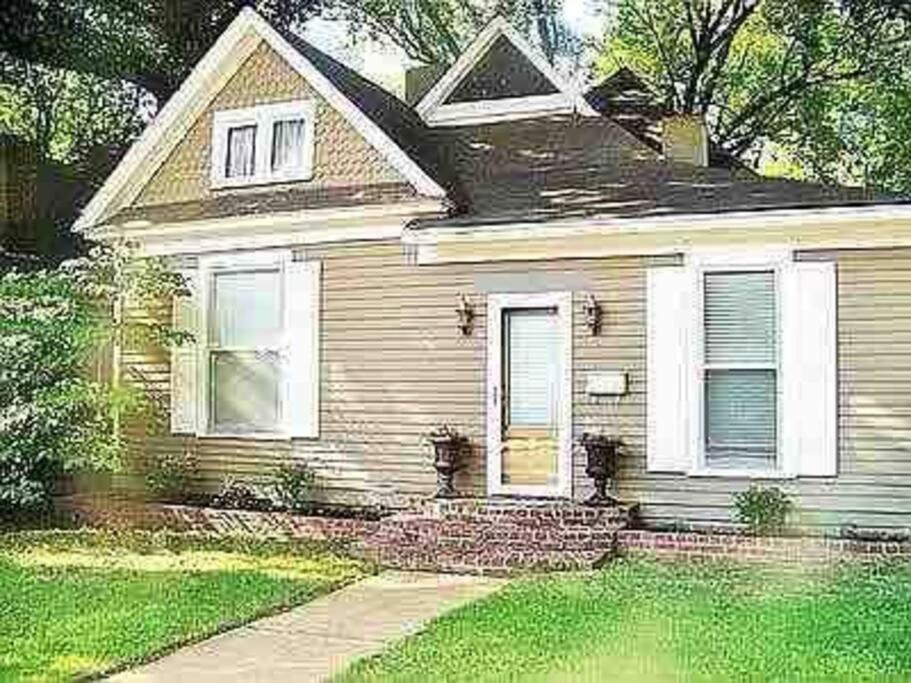 Large Historical Home W/ Fire Pit, Chef Kitchen. Memphis Luaran gambar