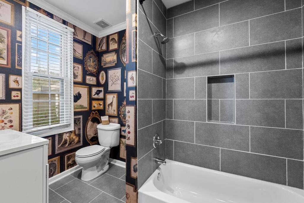 Large Historical Home W/ Fire Pit, Chef Kitchen. Memphis Luaran gambar